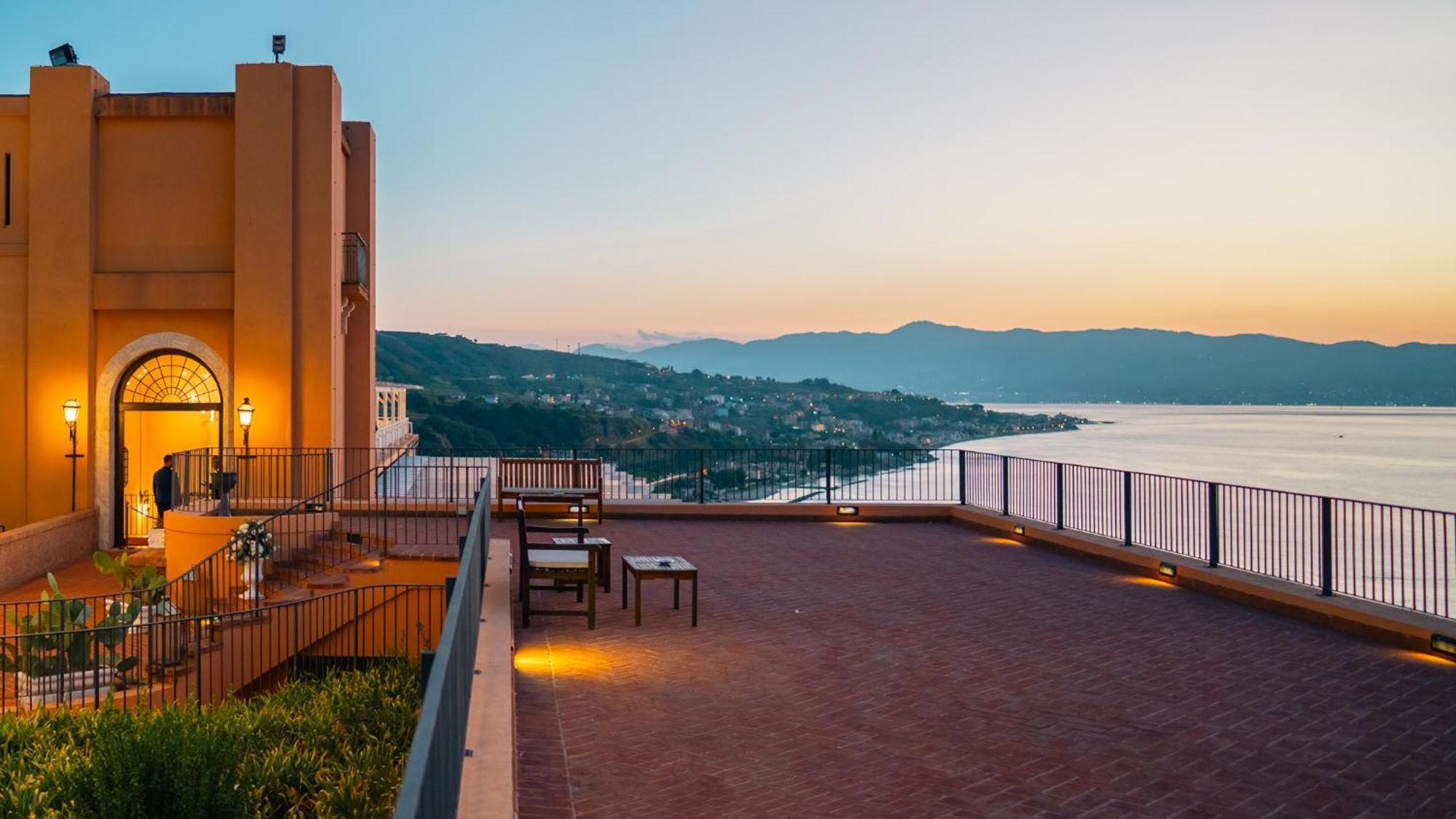 Altafiumara Resort&spa Hotel