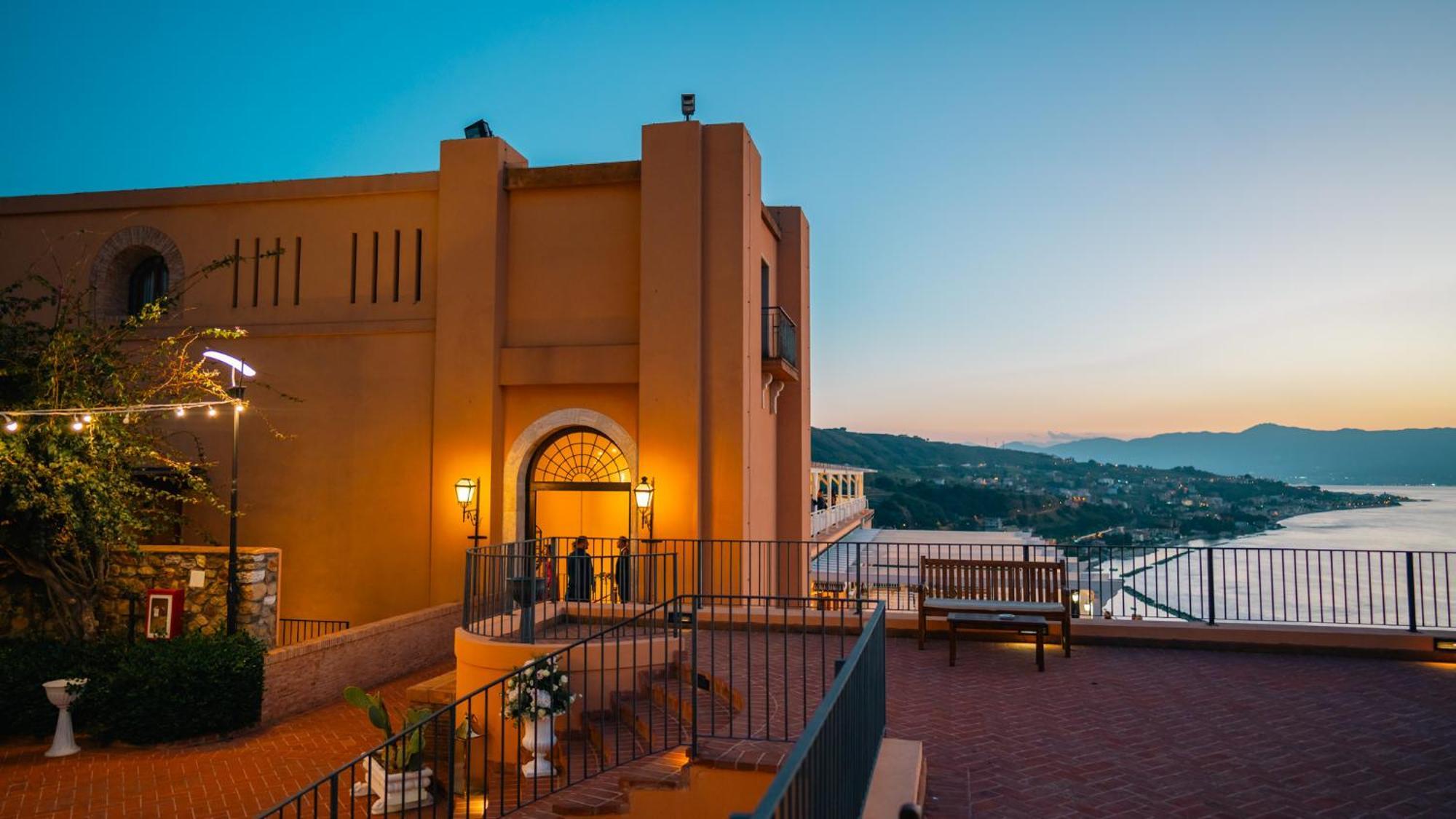Hotel Altafiumara Resort&spa 4*