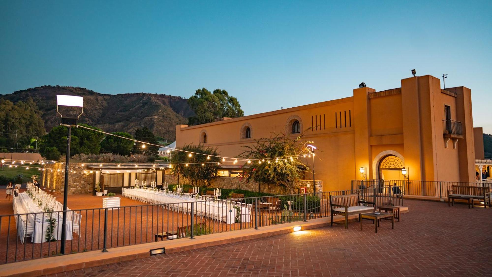 Altafiumara Resort&spa 4*